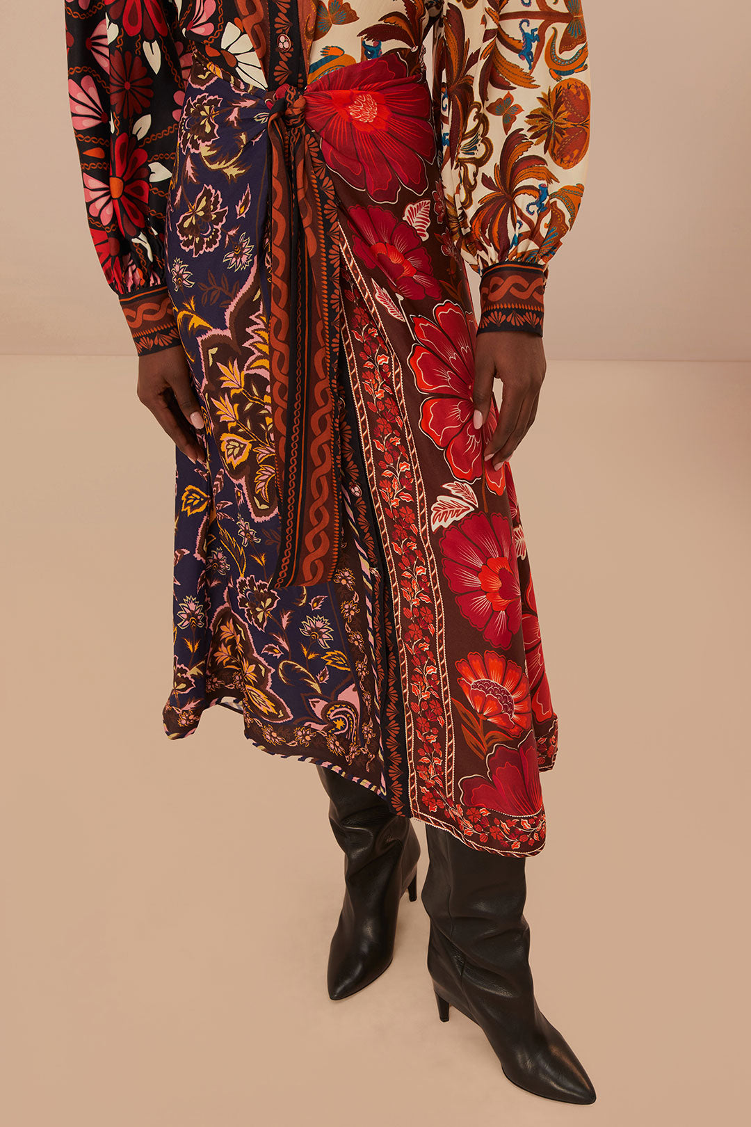 FARM Rio model wearing the Miranda Mix Multicolor Chemise Midi Dress