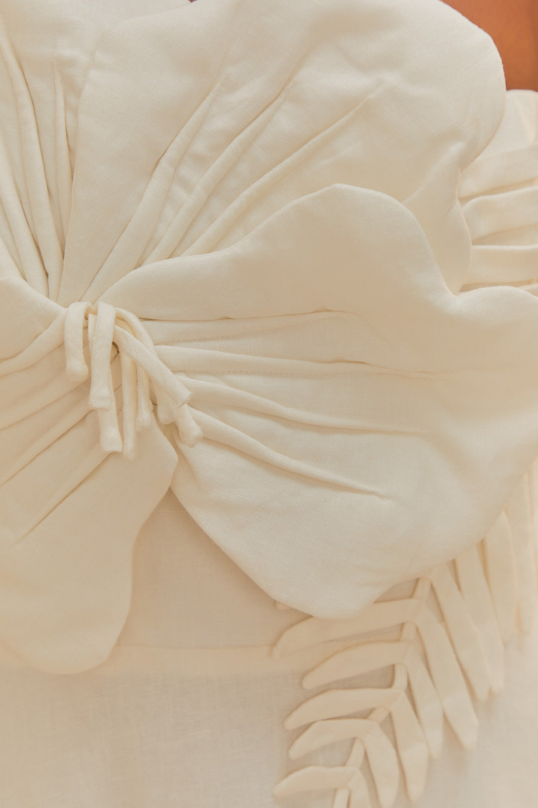 Off-White Garden Lenzing ™ Ecovero ™ Euroflax ™ Midi Dress