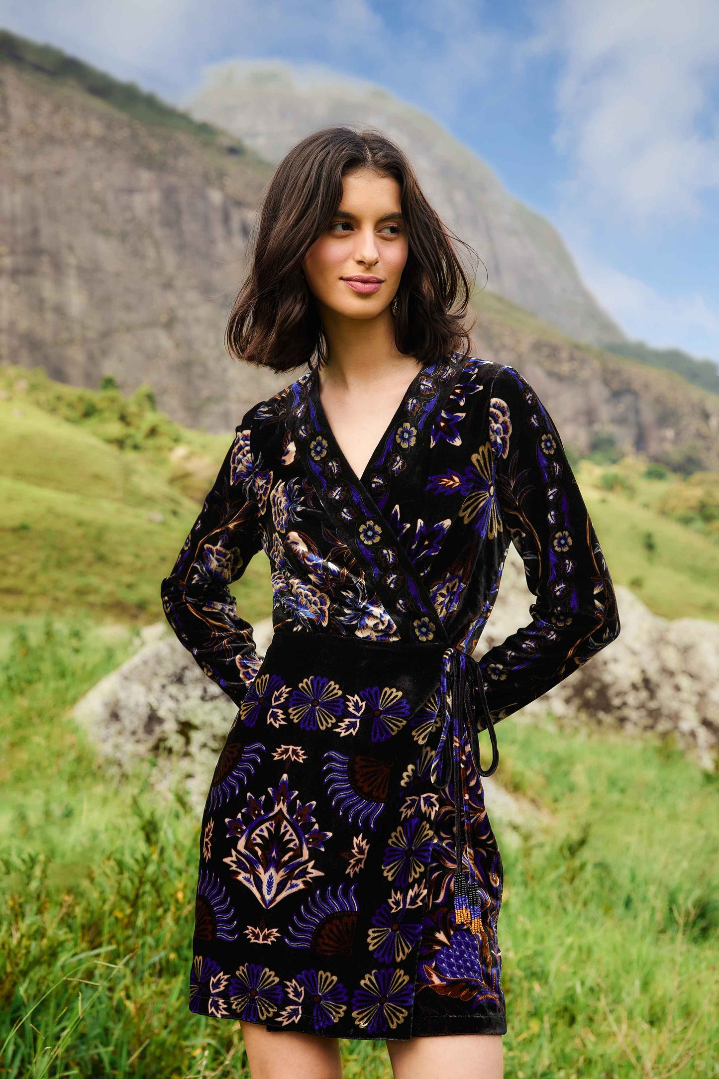 FARM Rio model wearing the black arabesque mix scarves wrap mini dress