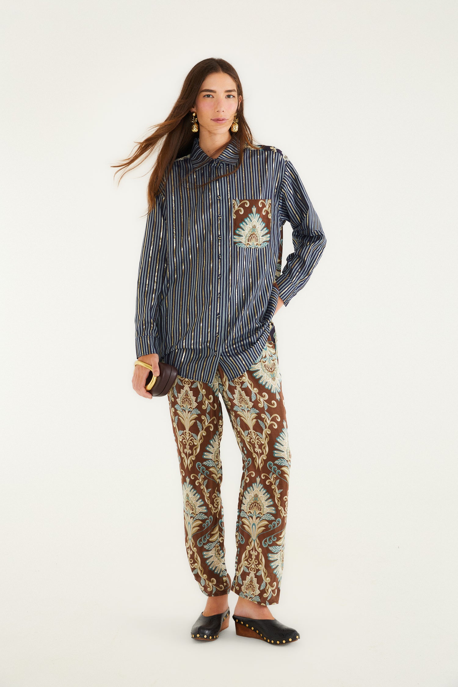 FARM Rio model wearing the Brown Wonderful Arabesque Pants