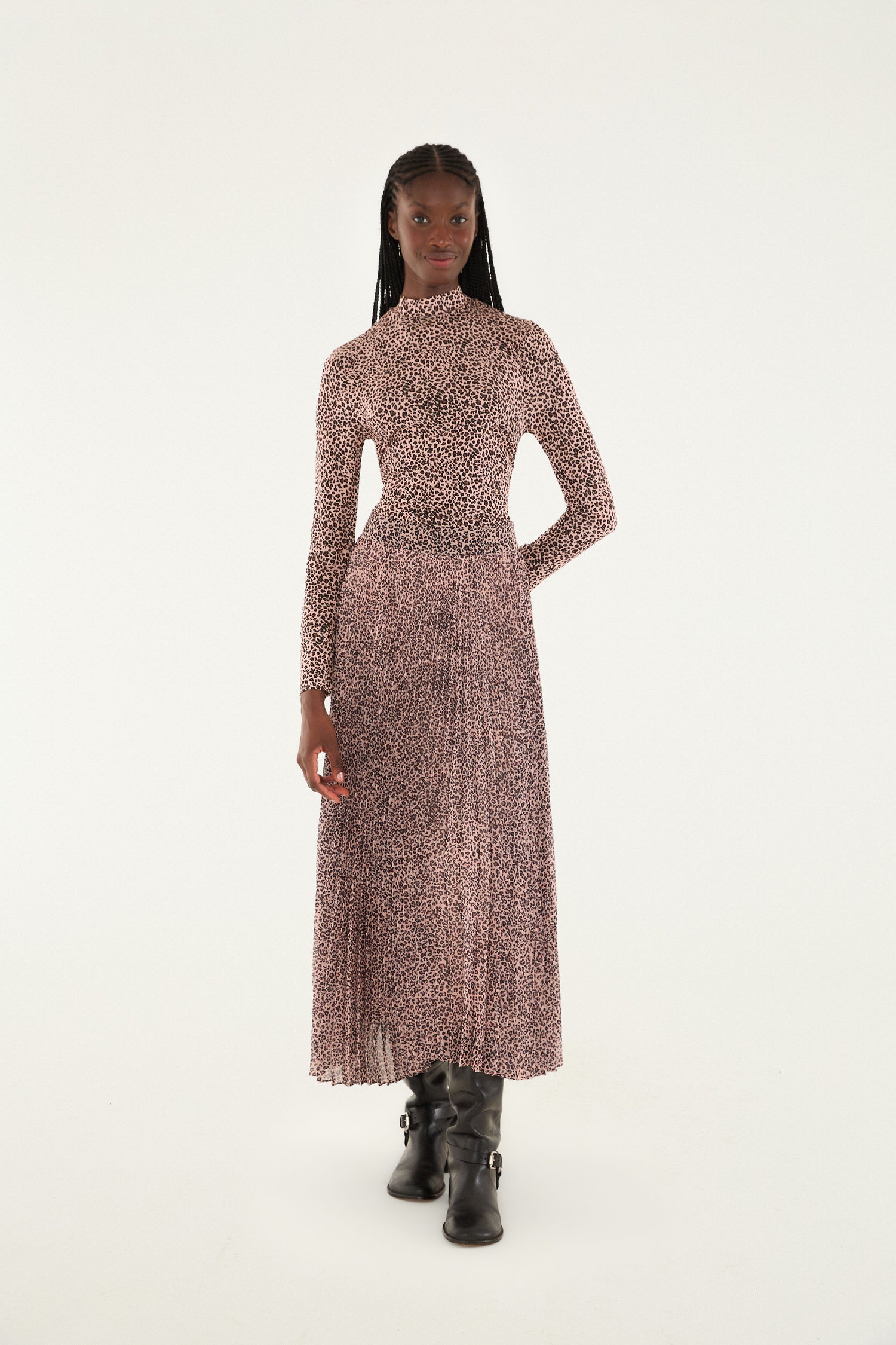 FARM Rio model wearing the pink baby leopard pleated maxi skirt