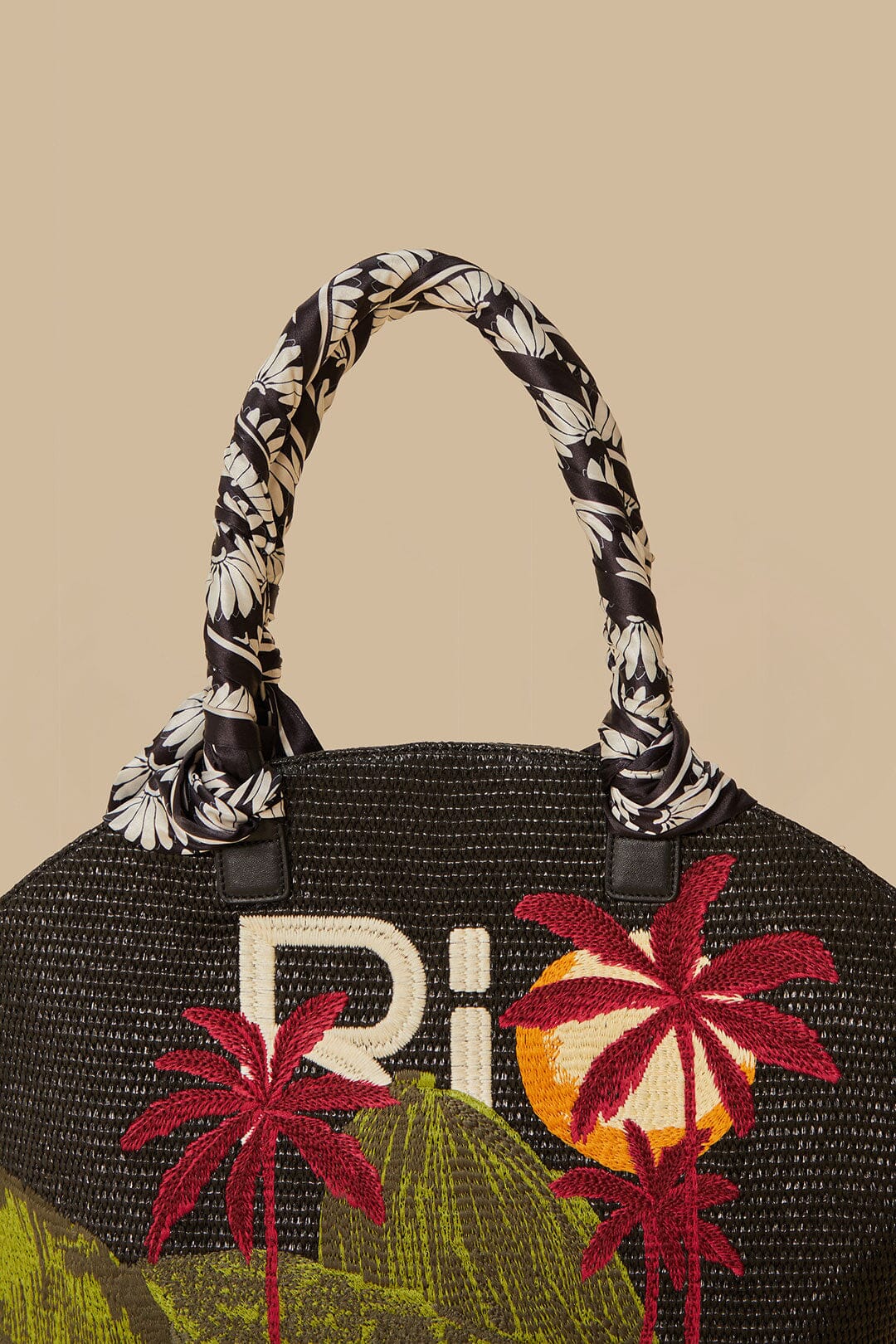 Black Copacabana Raffia Shell Tote