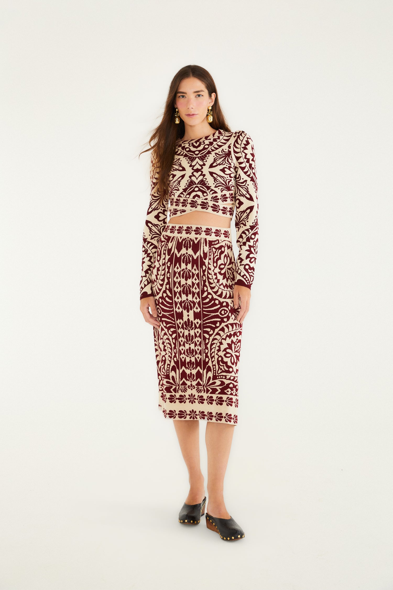 FARM Rio model wearing the Burgundy Pineapple Love Knit Top