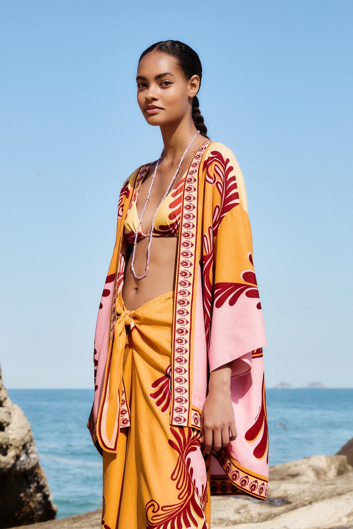 Soft Yellow Arabesc Kimono