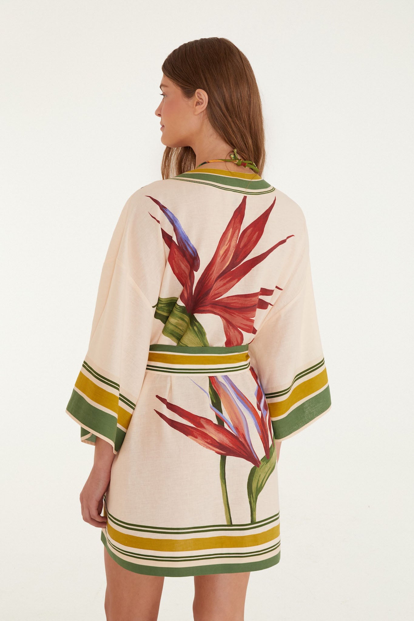 Light Blush Strilitzia Kimono