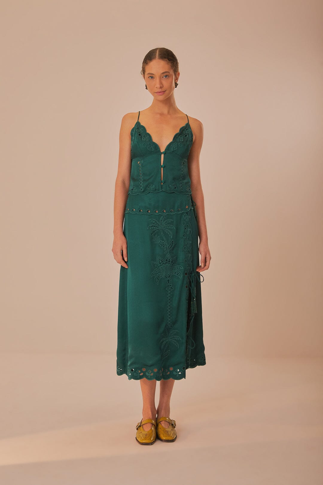 FARM Rio model wearing the Green Richilieu Sleeveless Blouse