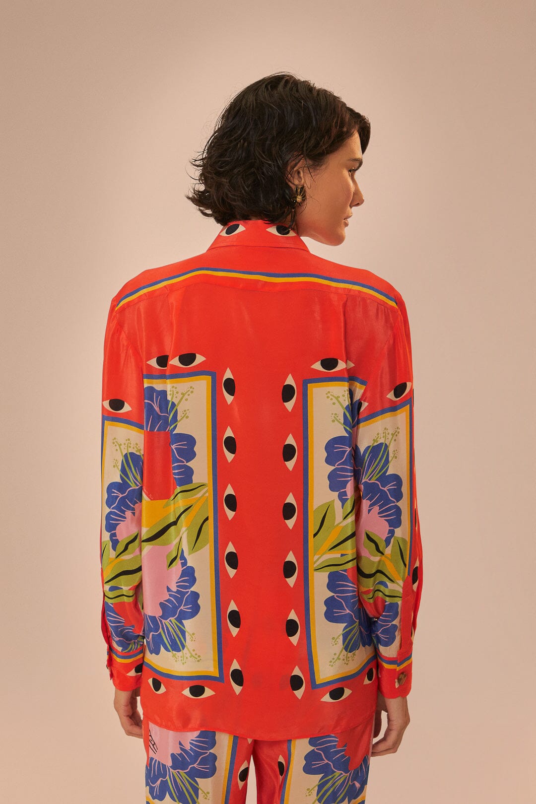 FARM Rio model wearing the Surreal Scarf Sand Pijama Shirt