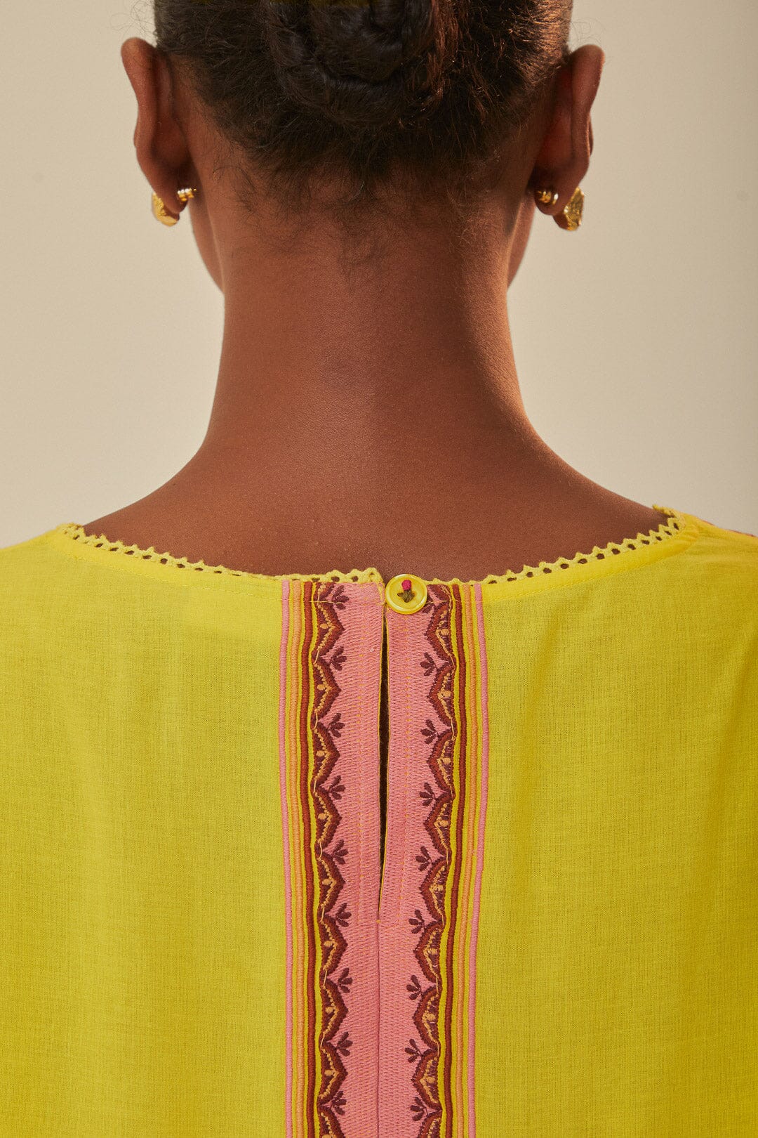 FARM Rio model wearing the Garden Tapestry Yellow Embroidered Blouse