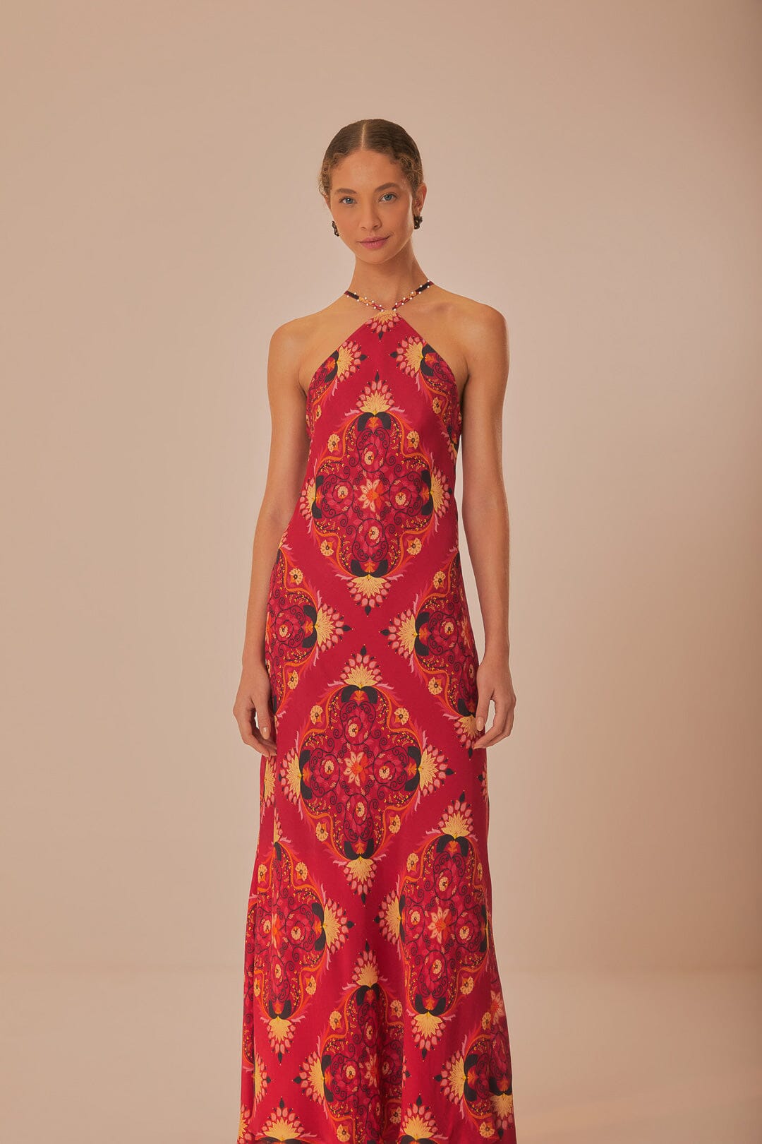 FARM Rio model wearing the Pink Luize Sleeveless Maxi Dress