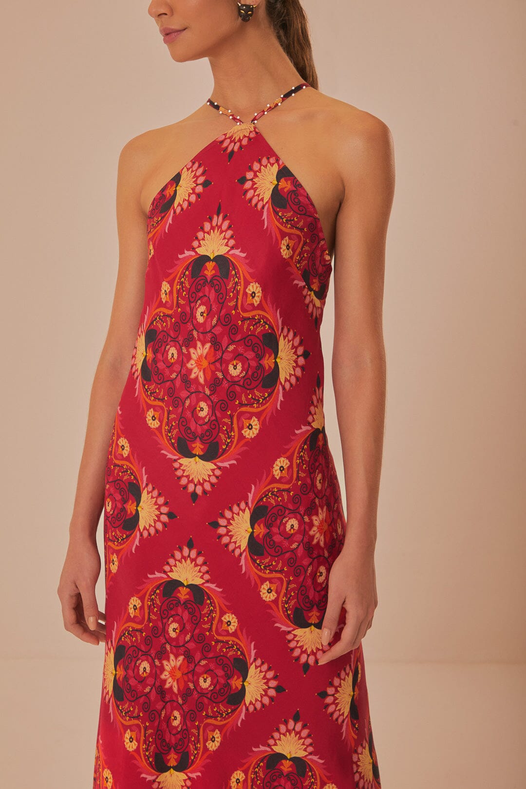 FARM Rio model wearing the Pink Luize Sleeveless Maxi Dress