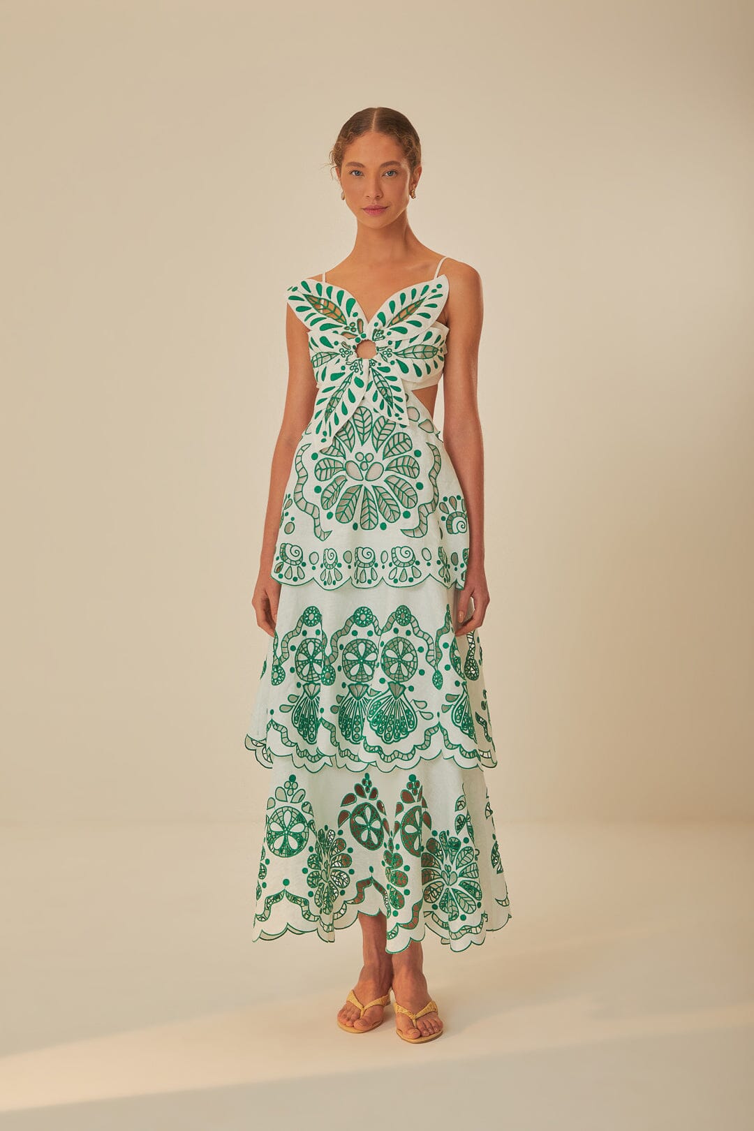 FARM Rio model wearing the Off White Flower Richelieu Midi Dress