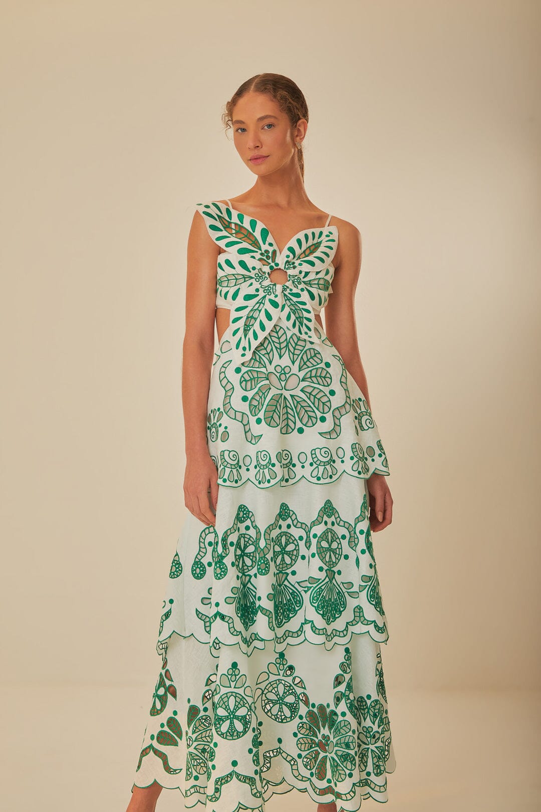 FARM Rio model wearing the Off White Flower Richelieu Midi Dress