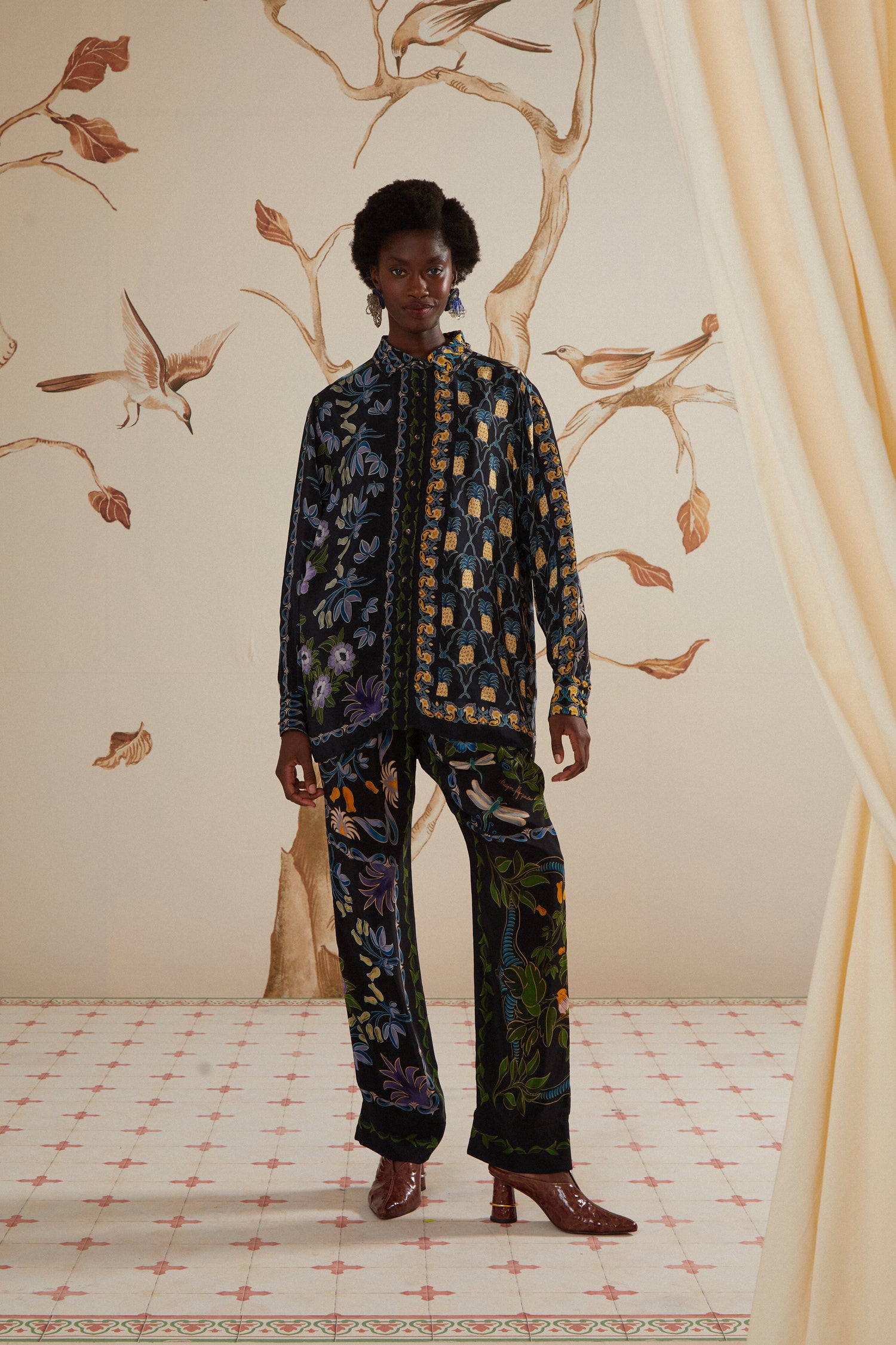 FARM Rio model wearing the Winter Garden Black Pajama Pants
