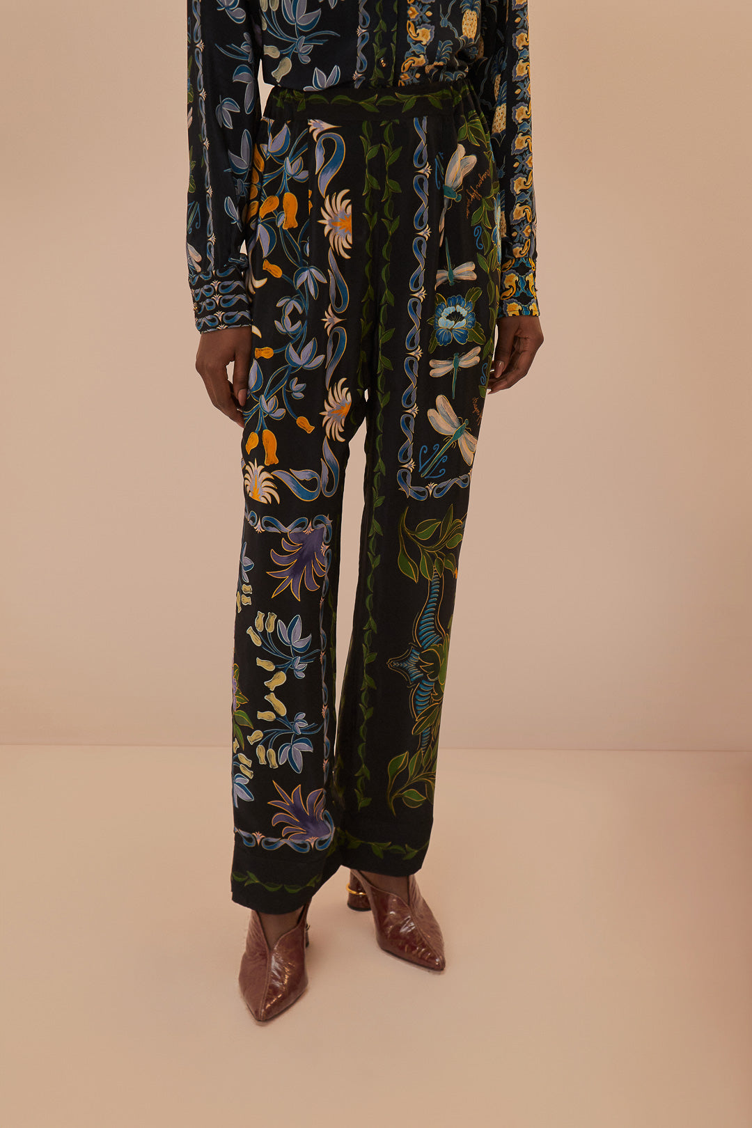 FARM Rio model wearing the Winter Garden Black Pajama Pants
