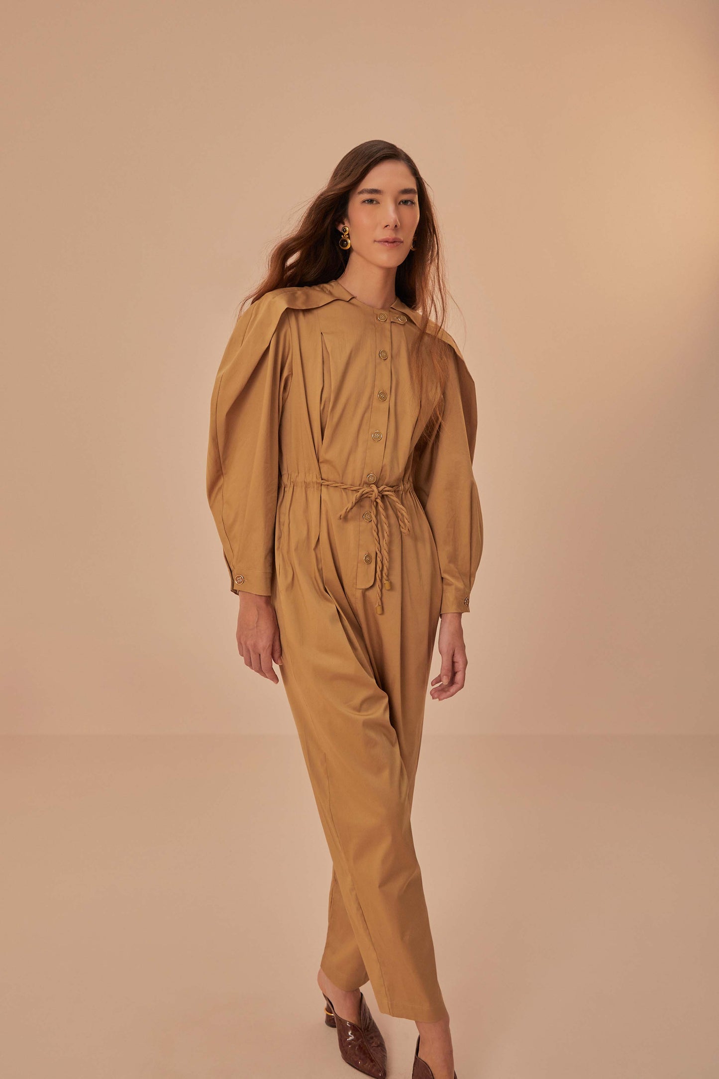 FARM Rio model wearing the Brown Raglan Sleeve Jumpsuit