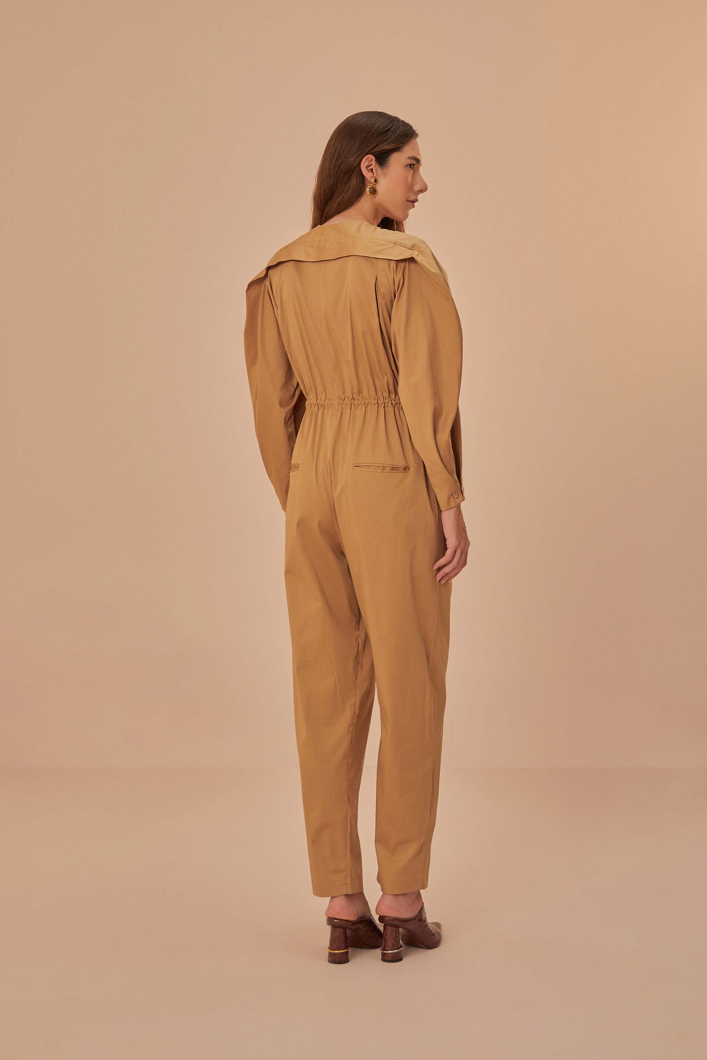 FARM Rio model wearing the Brown Raglan Sleeve Jumpsuit