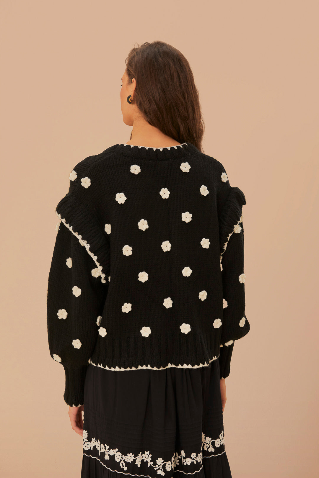 FARM Rio model wearing the Black And White Flowers Knit Cardigan