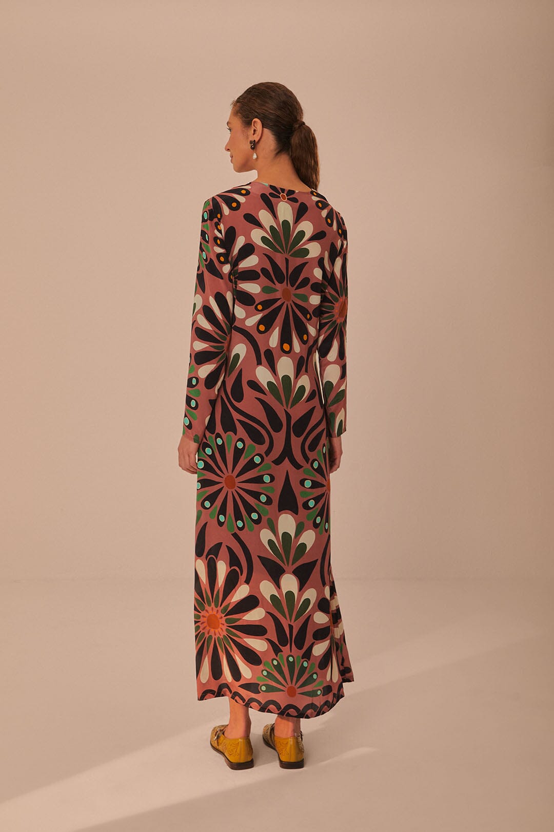 FARM Rio model wearing the Pink Ainika Flowers Long Sleeve Maxi Dress