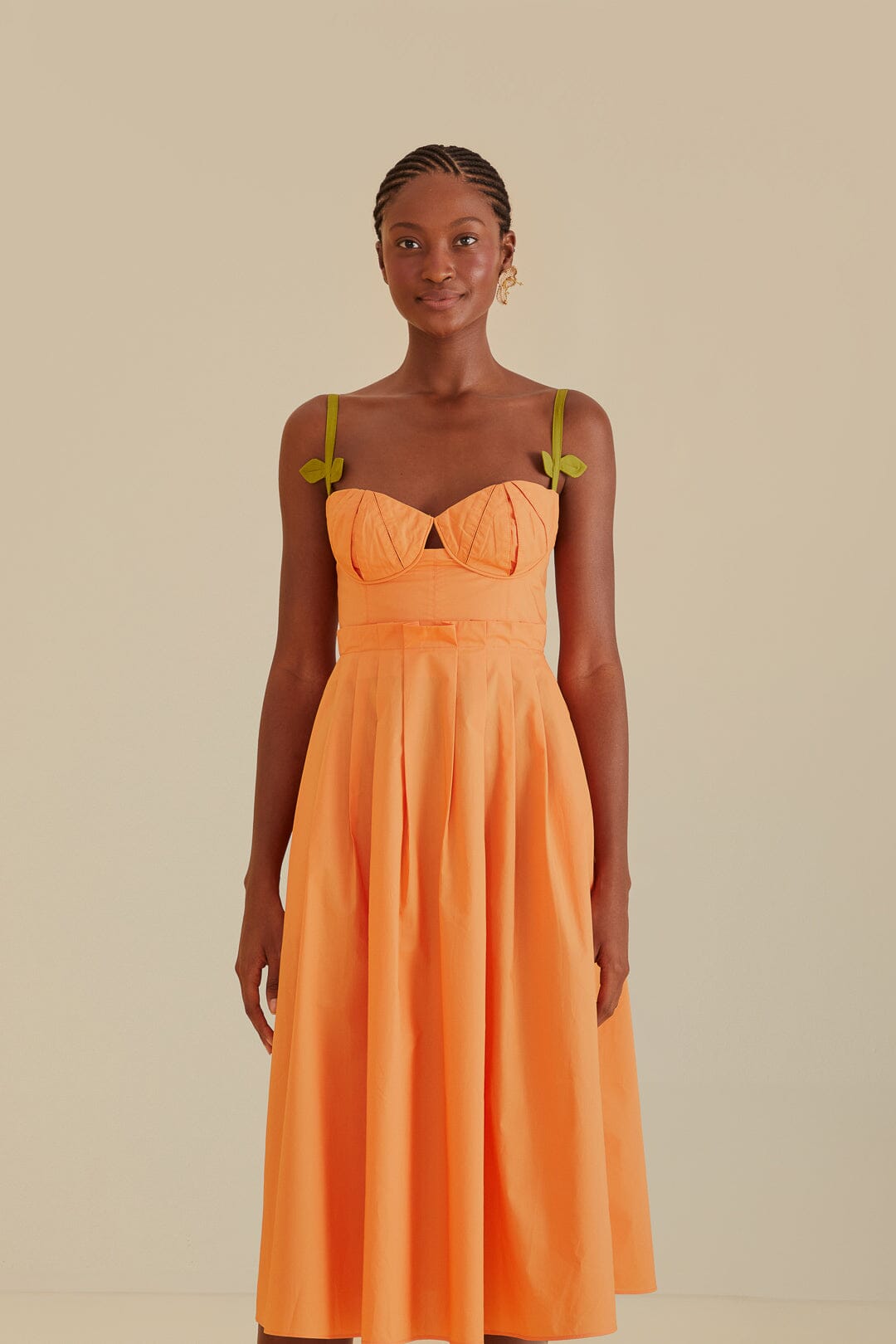FARM Rio model wearing the Bicolor Sleeveless Midi Dress