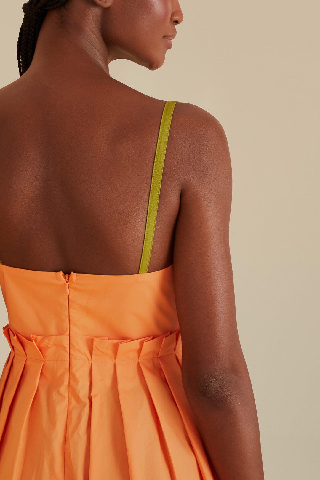 FARM Rio model wearing the Bicolor Sleeveless Midi Dress