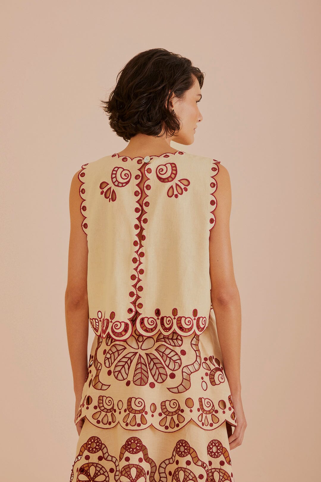 FARM Rio model wearing the Sand Richelieu Sleeveless Crop Top