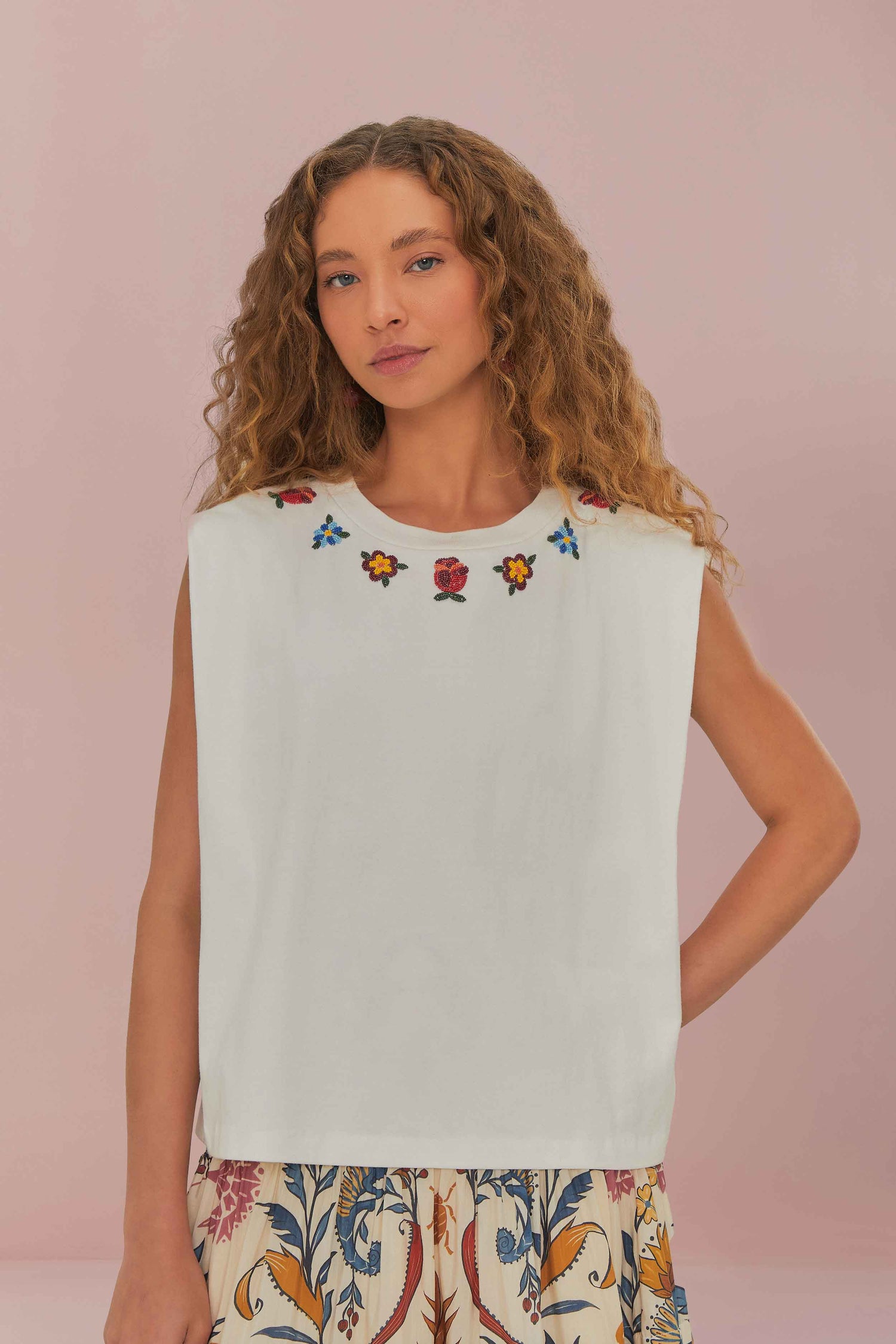 FARM Rio model wearing the White Beaded Flowers T-shirt