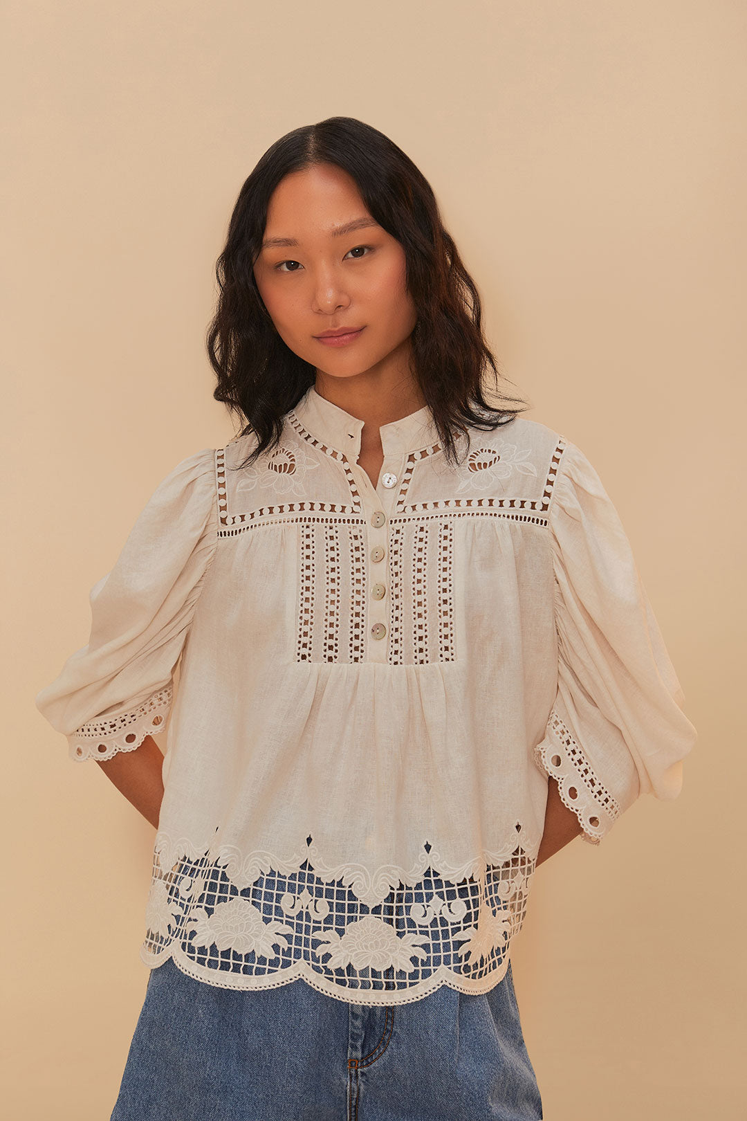 Off-White Romantic Richelieu LENZING™ ECOVERO™ Euroflax™ Blouse
