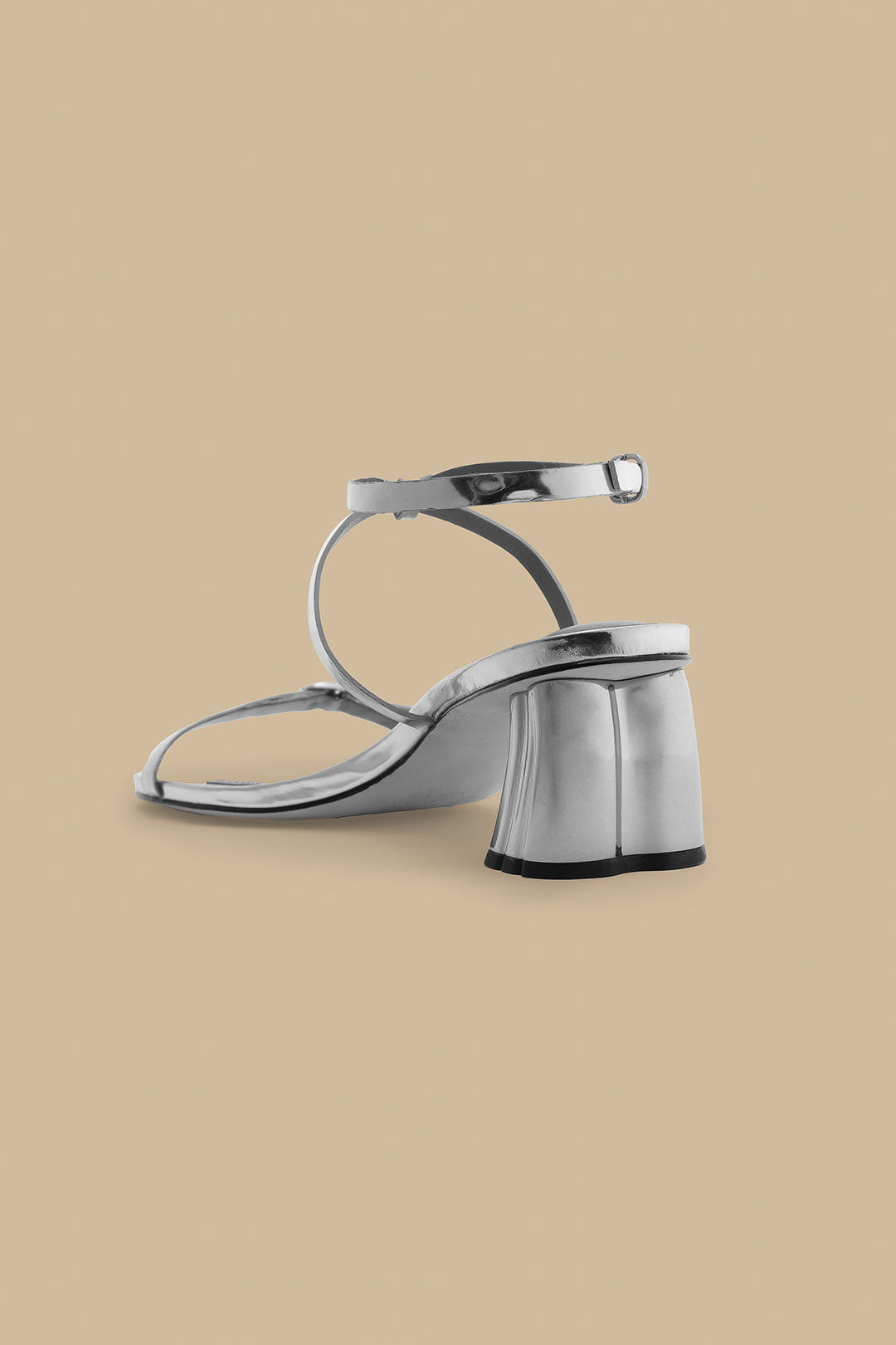 Silver Monstera Heel Scallop Sandal