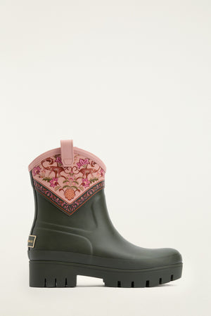 FARM Rio model wearing the Barbour x Farm Rio Thais Ankle Wellingtons