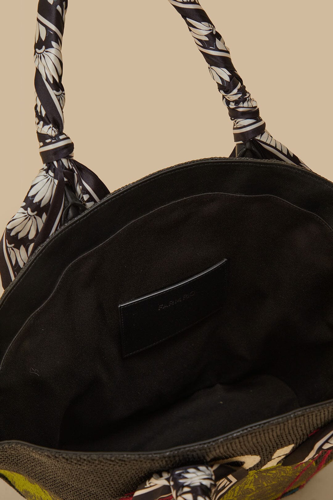 Black Copacabana Raffia Shell Tote