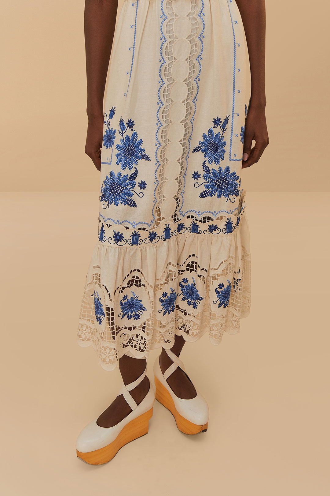 Off-White Richelieu Sunflower Lenzing ™ Ecovero ™ EurofLax ™ Midi Dress