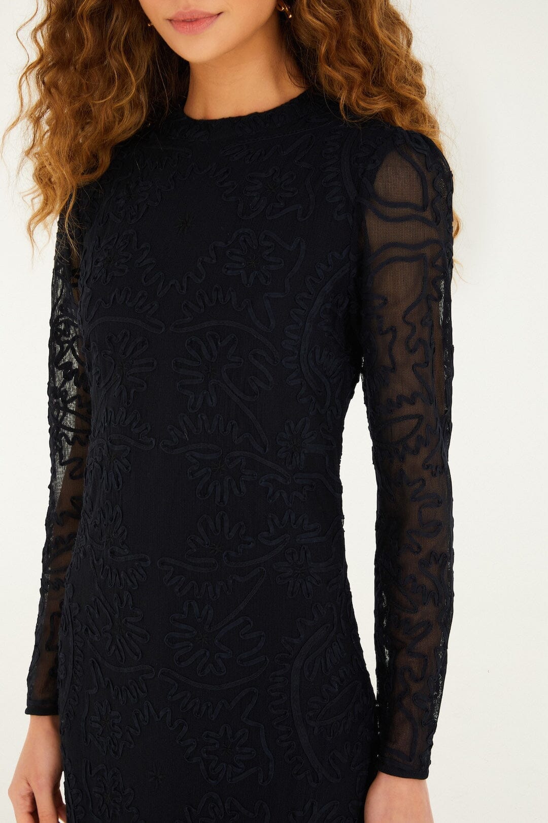 Black Embroidery Long Sleeve Midi Dress