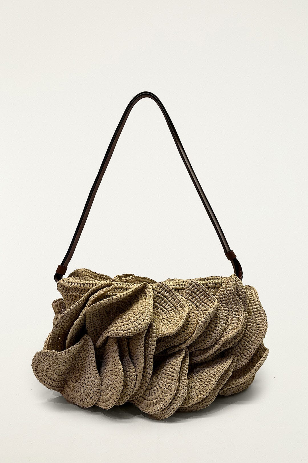 Shop for Flower Raffia Shoulder Bag – FARM Rio UAE