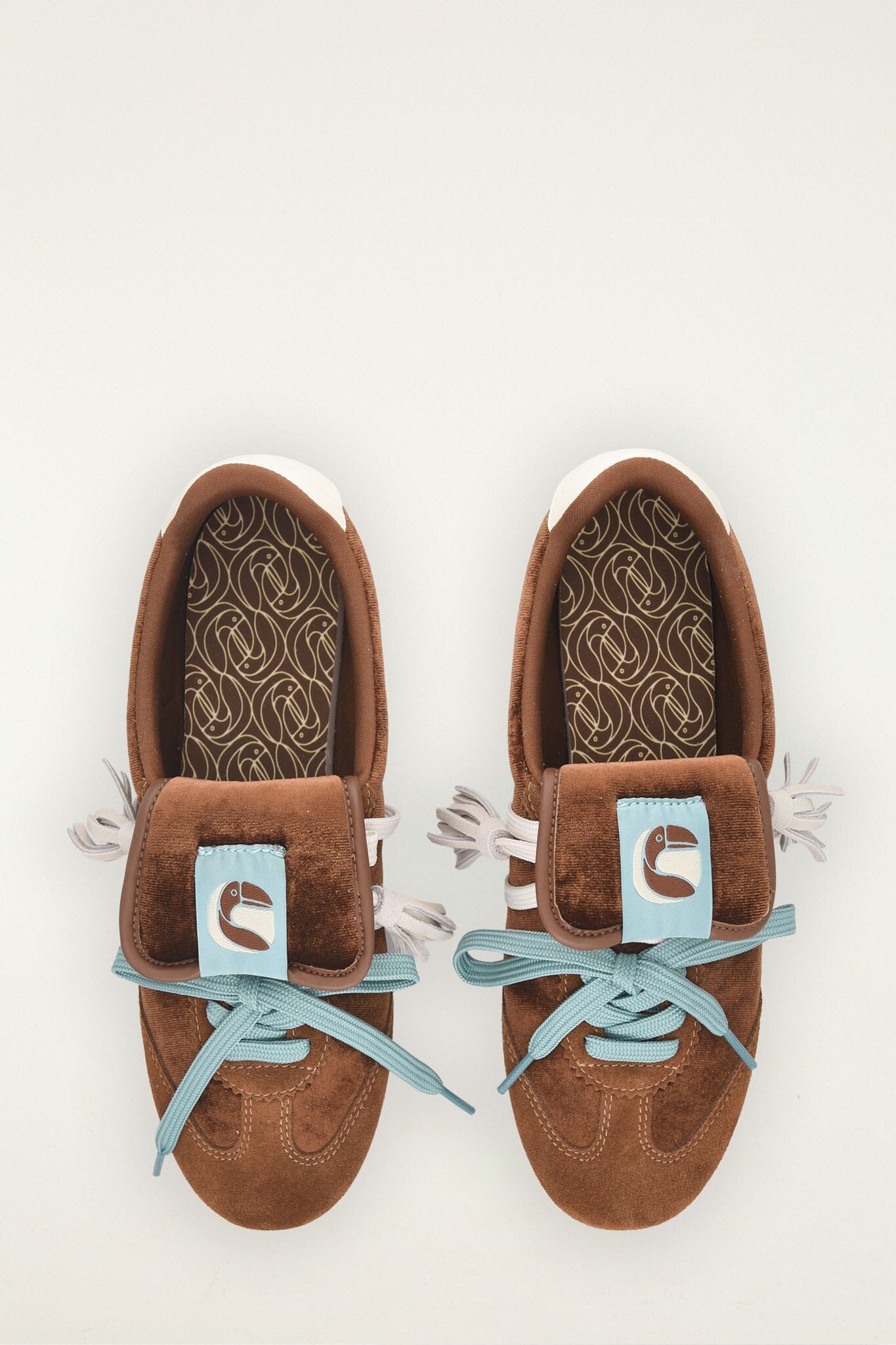 Farm Rio Velvet Sneakerina