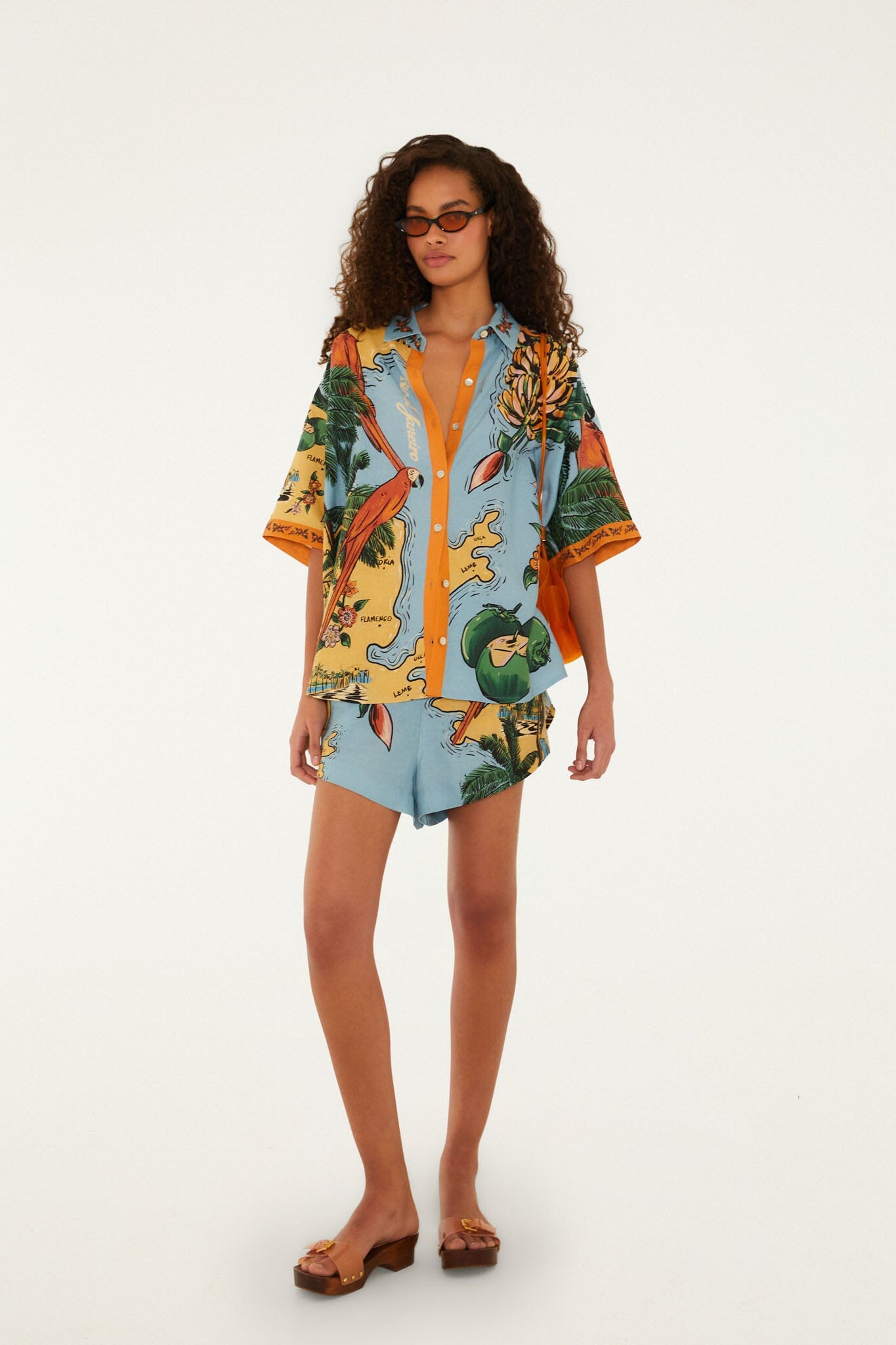 Beaches Path Shorts
